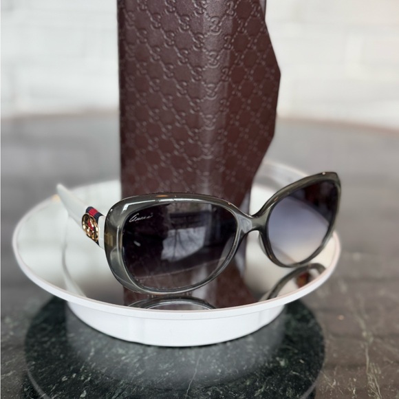 Gucci SIGNED Green and White Sunglasses with Gold GG on...